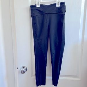 Lululemon leggings pants 21” dark gray Size 4